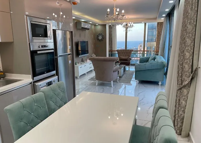 Elegant 2+1 Flat In The Heart Of Kyrenia + Wifi Appartamento