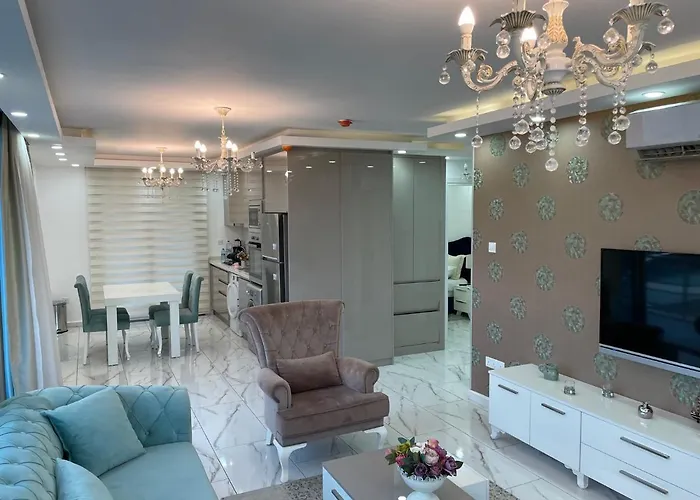 Elegant 2+1 Flat In The Heart Of Kyrenia + Wifi Appartamento *